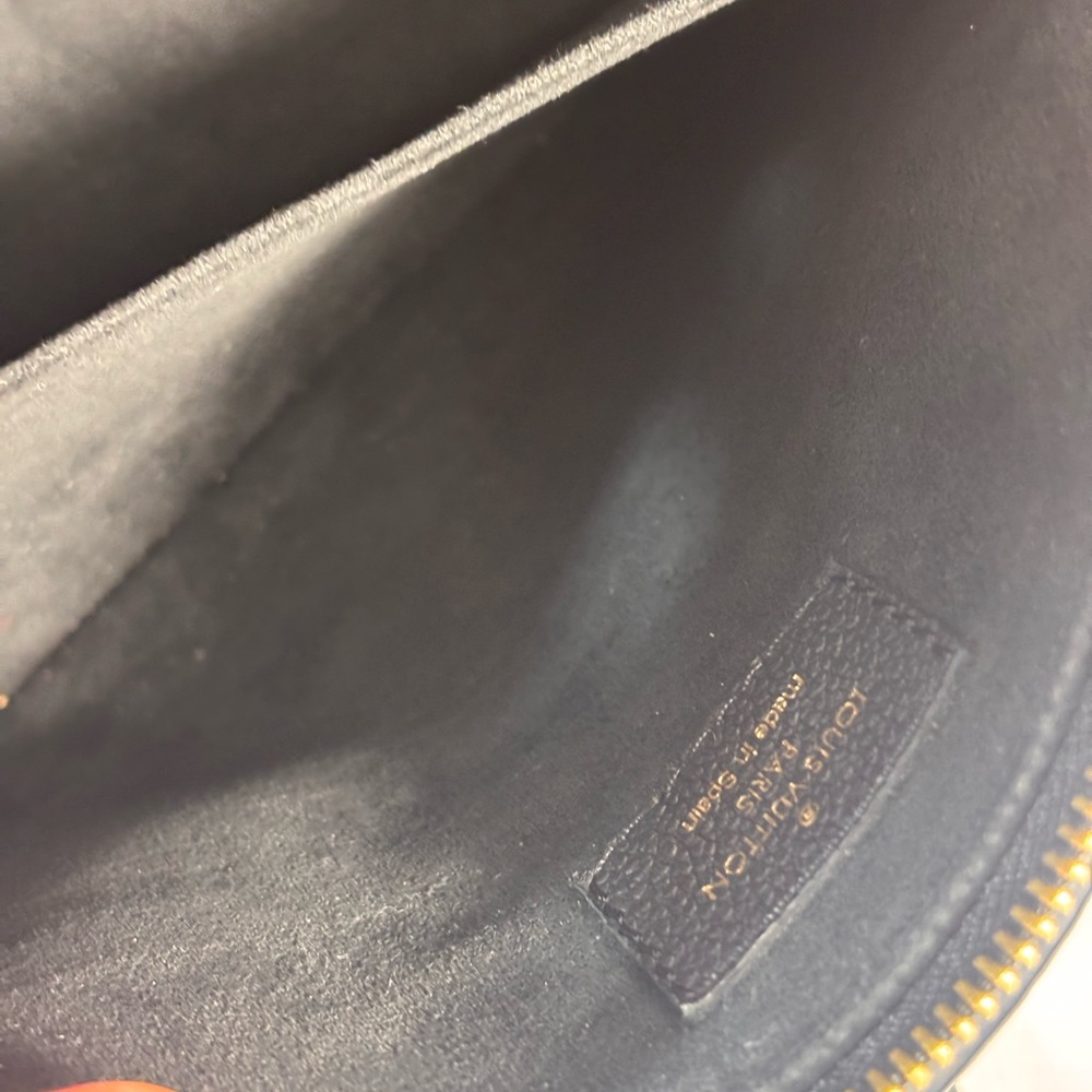 Louis Vuitton Bicolor Petite Palais Sold - Picture 6 of 16